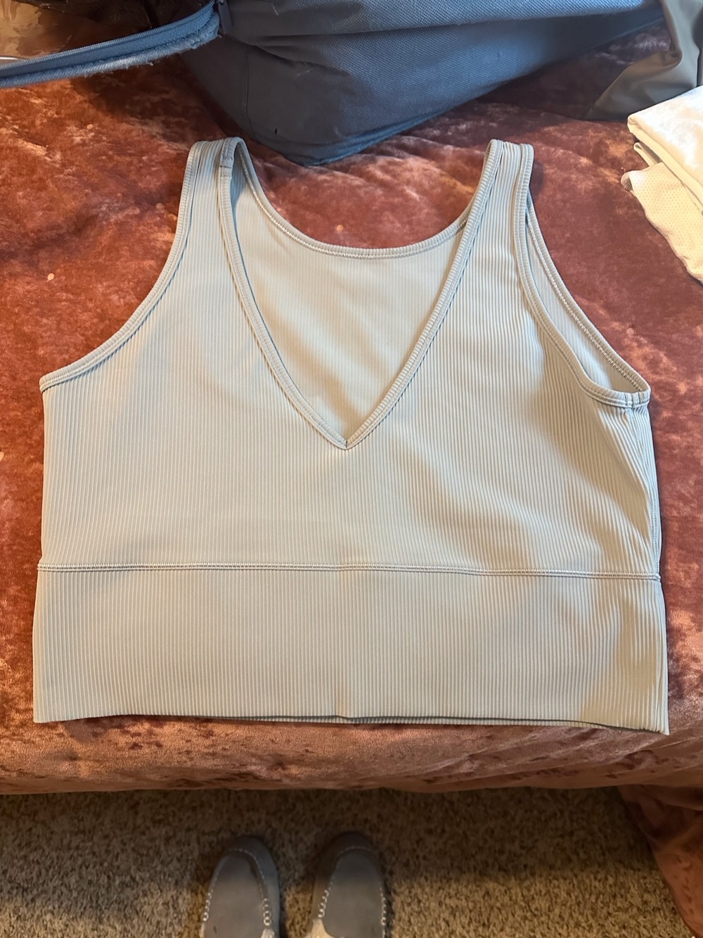 Lululemon the power pivot tank top tee size 16
No size dot or size tag